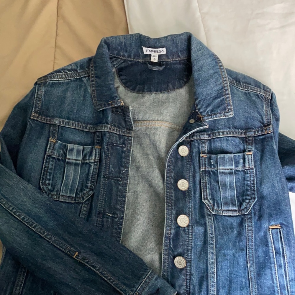 EXPRESS Women’s Denim Jacket Size M